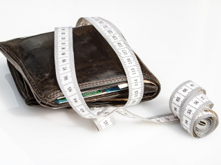 wallet with measuring tape